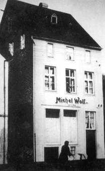 The home of the Wolf family in Merl'© Manfred Wolf