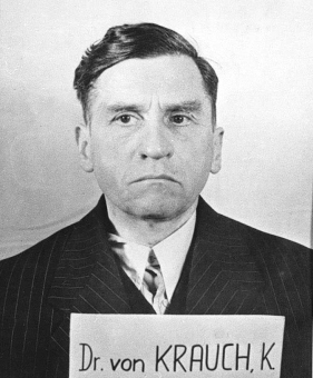 Carl Krauch. Fotoaufnahme aus der National Archives Collection of World War II War Crimes Records vom Nürnberger Prozess gegen I.G. Farben'© National Archives, Washington, DC