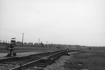 “New Ramp,” Auschwitz II Memorial (Birkenau), 2003'© Matthias Naumann