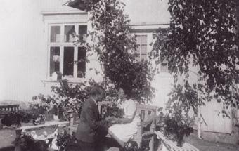 Idar Paltiel mit seiner Verlobten Marie Sachnowitz, 1940'© Julius Paltiel